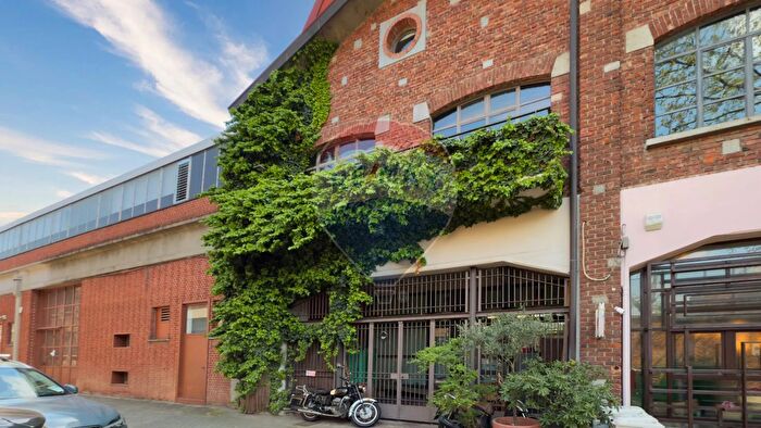 Appartamento con 5 locali in vendita in Via Mecenate, Milano