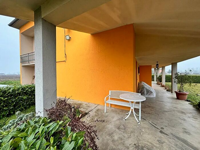 Casa in affitto in Via Roma, Alseno