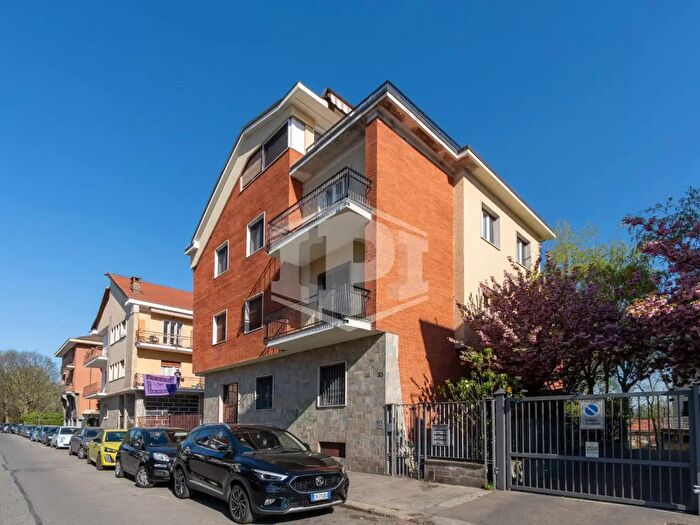 Appartamento bilocale in vendita in Via Sismonda, Torino