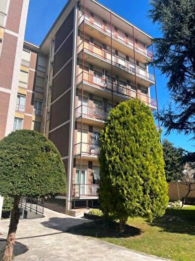 Appartamento quadrilocale in vendita in Via Emilia, Voghera