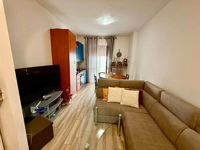 Appartamento quadrilocale in vendita in Via Campi, Alessandria