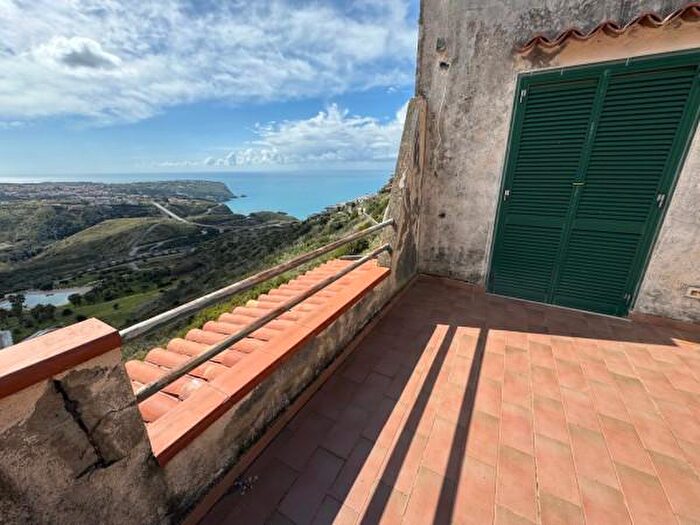 Appartamento bilocale in vendita in Villaggio del Bridge, San Nicola Arcella