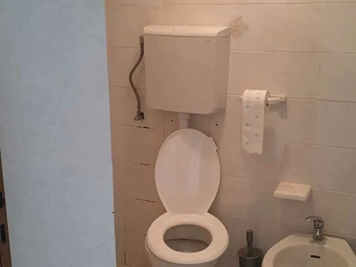 Appartamento trilocale in affitto in Podenzana