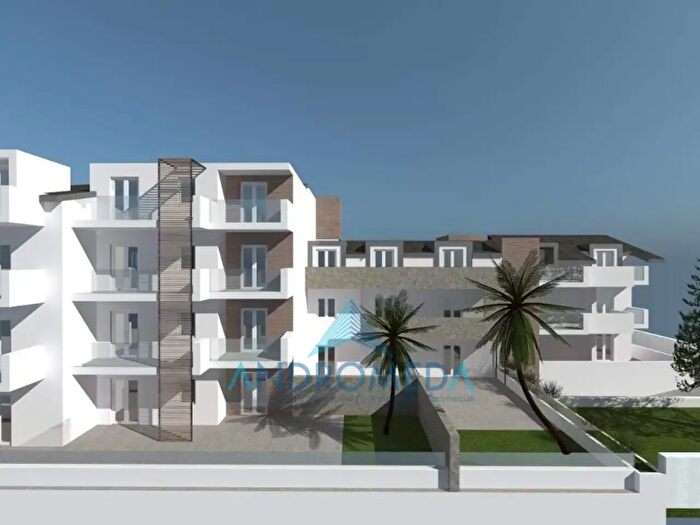 Appartamento con 5 locali in vendita in Caserta