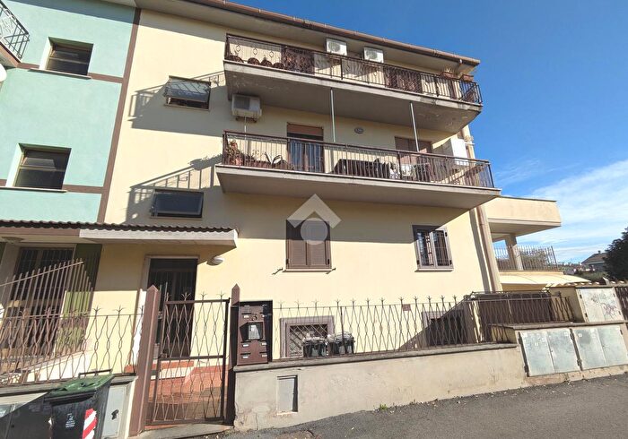 Appartamento trilocale in vendita in Via Antonio Olearo, Ciampino