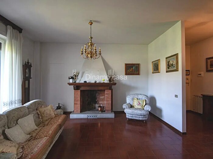 Appartamento quadrilocale in vendita in Viale Galileo Galilei, Prato