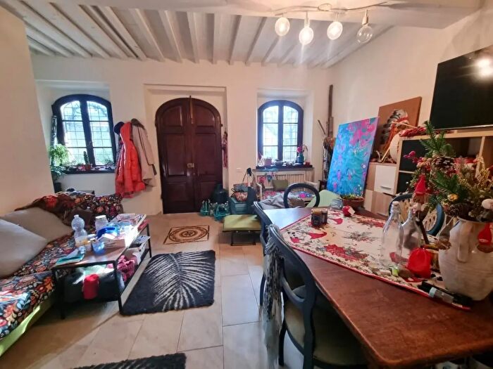 Casa con 9 locali in vendita in Porcari