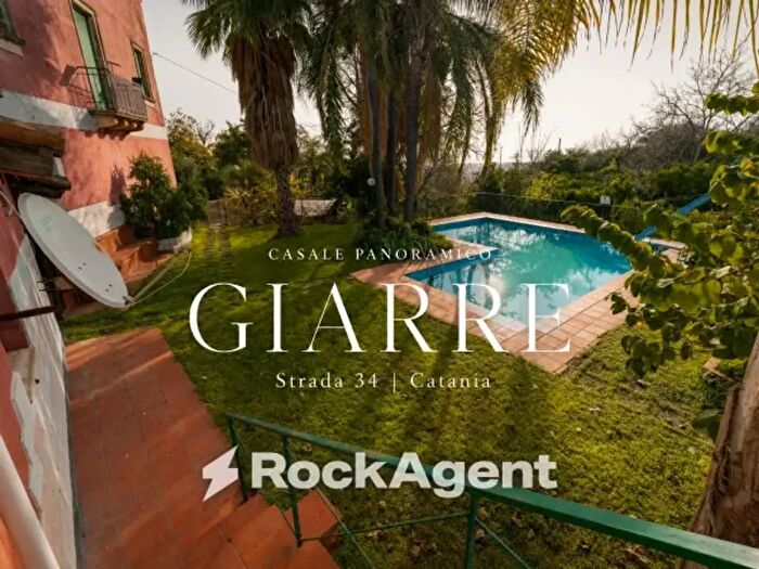 Casa con 6 locali in vendita in Strada, Giarre