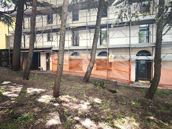 Appartamento bilocale in vendita in Via Bartolomeo Biasoletto, Trieste