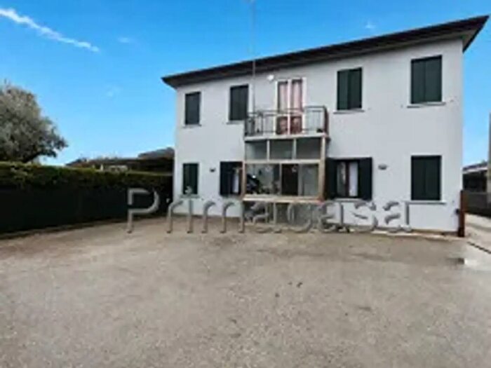 Casa con 7 locali in vendita in Via Cercariolo, Scorze'