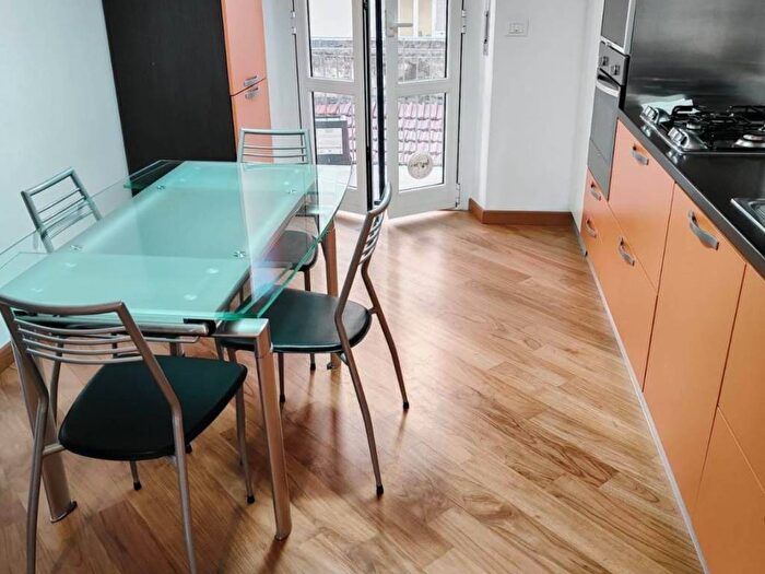 Appartamento trilocale in affitto in Via della Venezia, Quartiere Venezia, Livorno