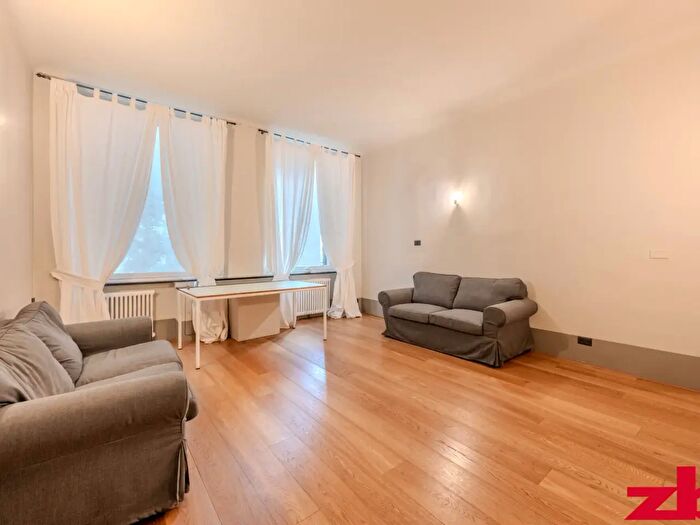 Appartamento trilocale in vendita in Vico Valoria, Genova