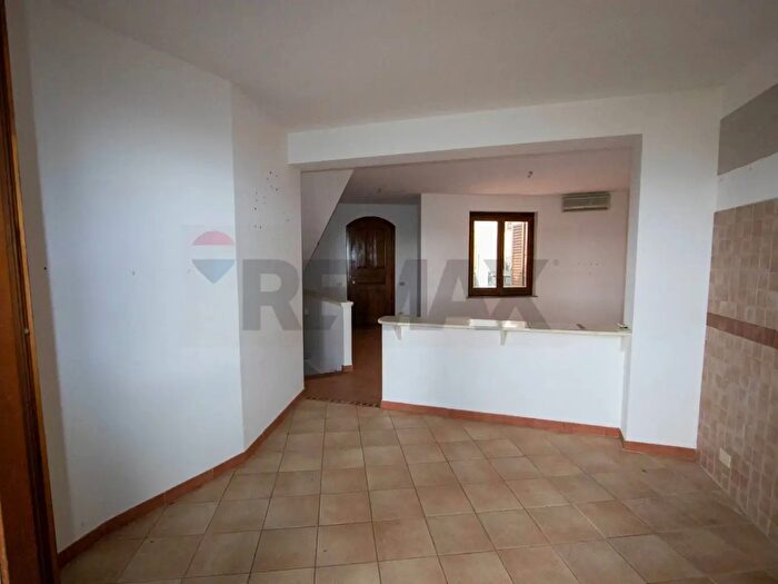 Casa quadrilocale in vendita in Via Don Ignazio, Acireale