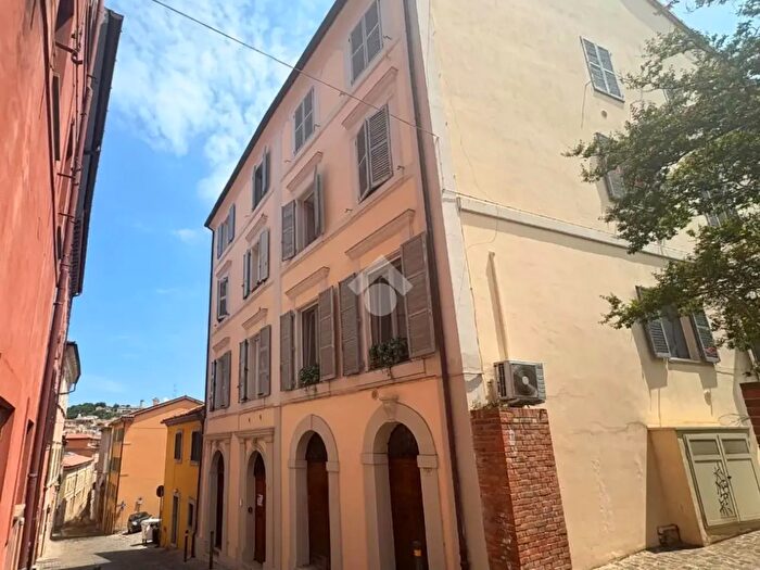 Appartamento bilocale in vendita in Via Francesco Podesti, Ancona