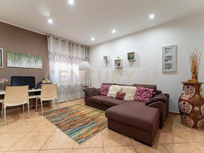 Appartamento con 6 locali in vendita in Viale Bummacaro F, Catania