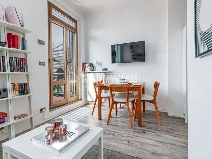 Appartamento bilocale in affitto in Via Antonio Carnevali, Milano