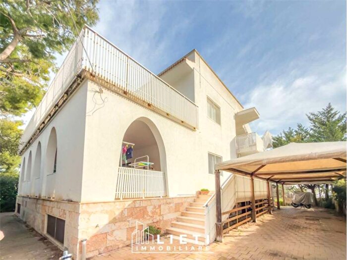 Appartamento trilocale in affitto in Via Lido Bruno, San Vito Carelli, Taranto