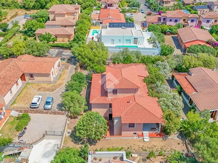 Appartamento quadrilocale in vendita in Via Monte Rosa, San Teodoro