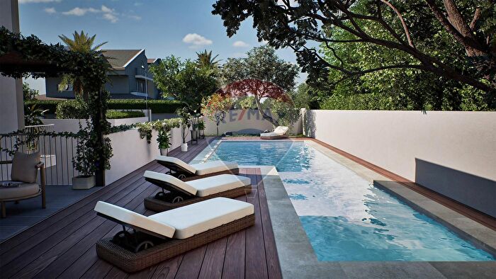 Casa con 10 locali in vendita in Via Nicola Calipari, Ragusa