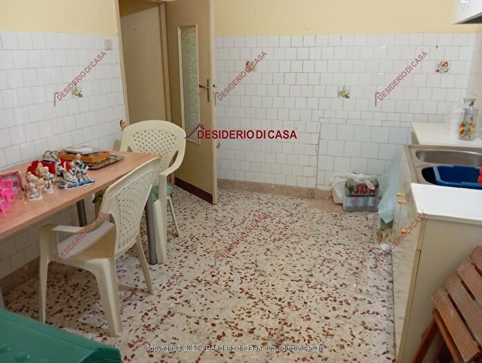 Appartamento trilocale in vendita in Via Alcide De Gasperi Bagheria Pa Italia, Bagheria