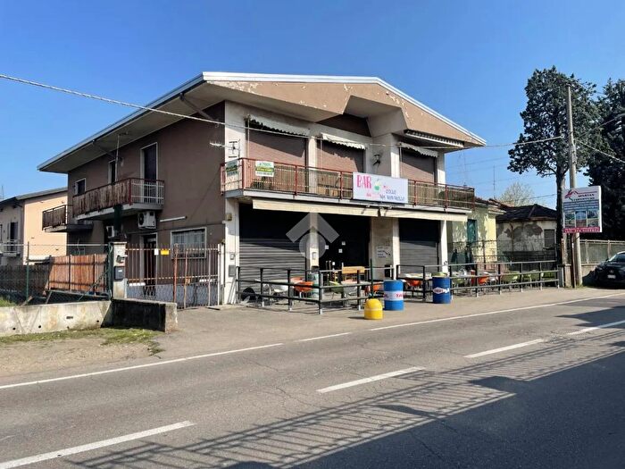 Casa con 5 locali in vendita in Via Marnate, Castellanza