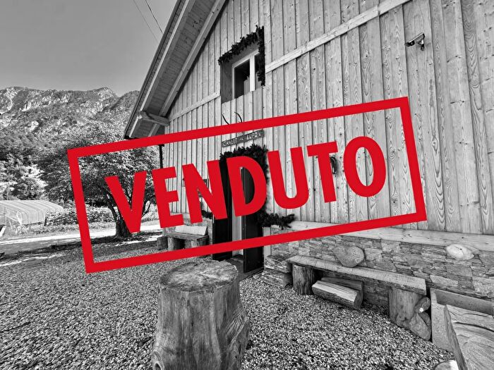 Casa con 6 locali in vendita in Via Borgo Alto, Malborghetto Valbruna