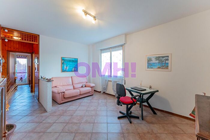 Appartamento bilocale in vendita in Via dei Salici, Gallarate