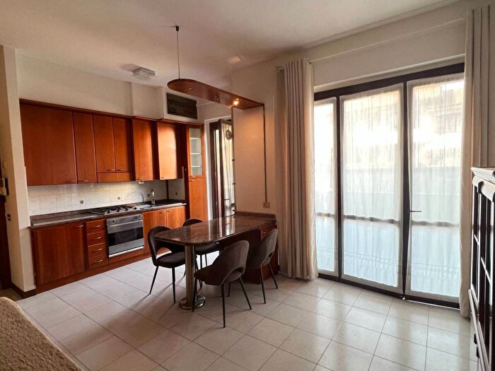 Appartamento monolocale in affitto in Via Mortara, Cesano Maderno