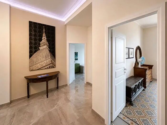 Appartamento quadrilocale in affitto in Via Evangelista Torricelli, Torino