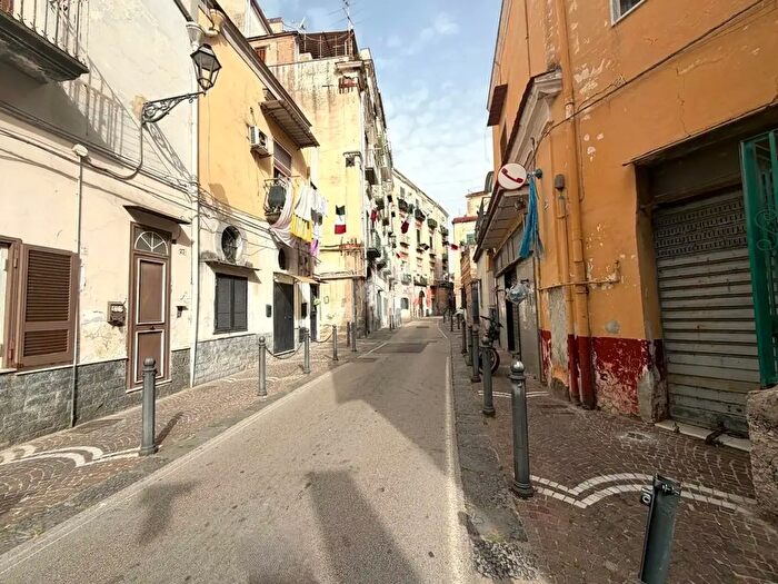 Appartamento monolocale in vendita in Via Amoretti, Portici