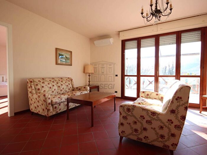 Appartamento con 6 locali in affitto in Via San Donato, San Donato, Lucca