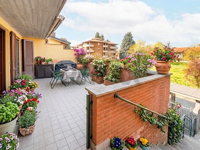 Appartamento trilocale in vendita in Via Grigna, Bellusco