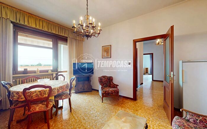 Appartamento quadrilocale in vendita in Via Cuneo, Settimo Torinese