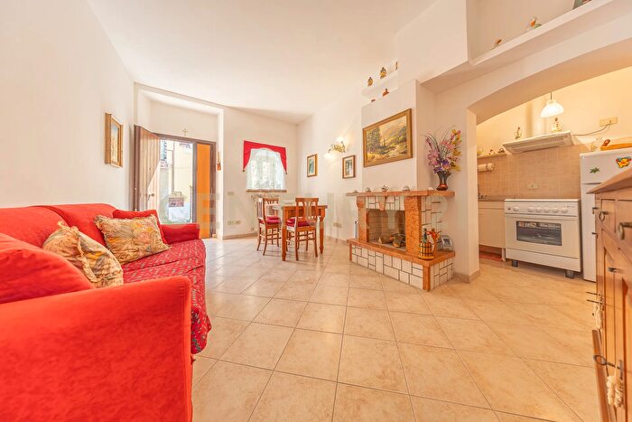 Appartamento bilocale in vendita in Borgo di Sotto, Roma