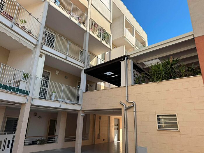 Appartamento con 5 locali in vendita in Noicattaro