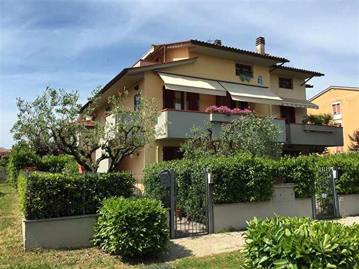 Casa con 5 locali in vendita in Poggio A Caiano