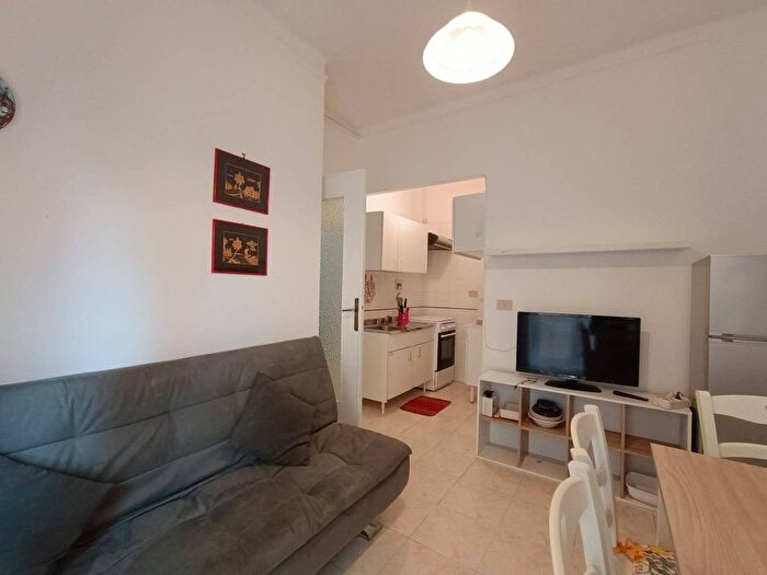 Appartamento trilocale in affitto in Via Paolo Ferreri, Fenarina Via Neghelli Collina di Ponente, Alassio