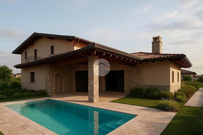 Casa con 8 locali in vendita in Via Carlo Collodi, Rovato