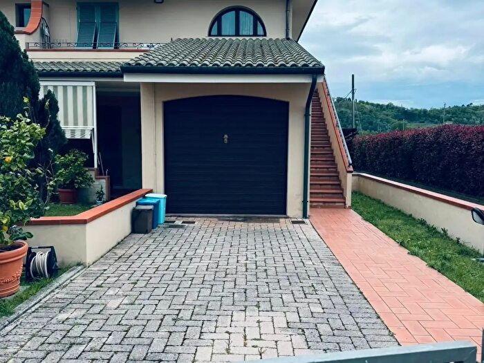 Appartamento quadrilocale in vendita in Castelfranco Di Sotto