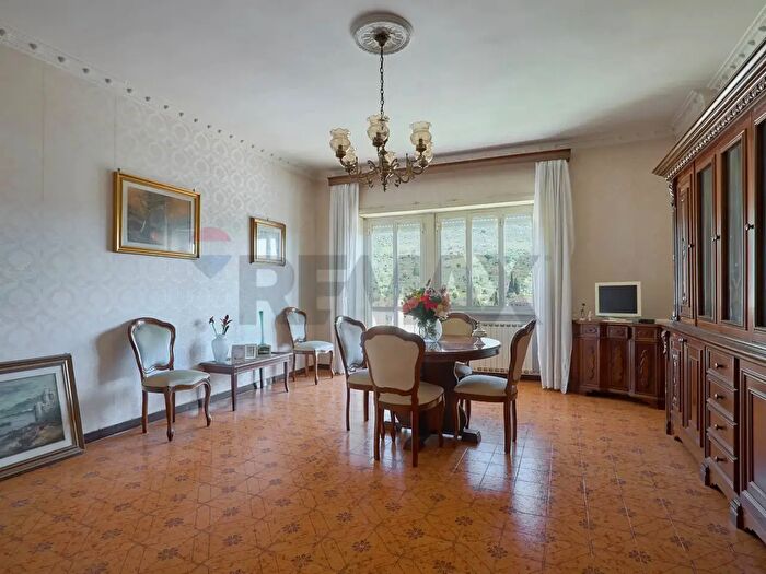 Appartamento quadrilocale in vendita in Via dei Cerasari, Palombara Sabina