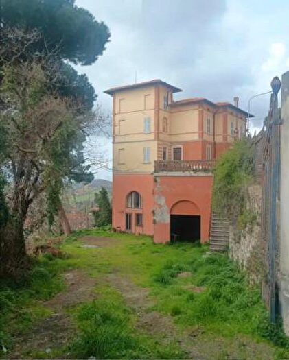 Casa con 6 locali in vendita in Via Circonvallazione Sud, Manciano