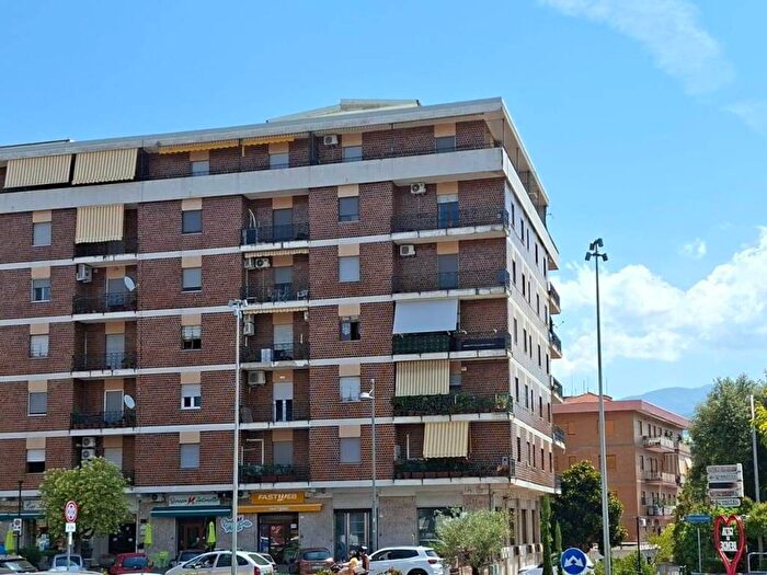 Appartamento bilocale in affitto in Viale JF Kennedy, Roges, Rende
