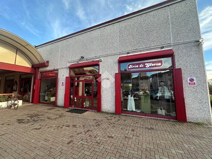 Appartamento in vendita in Via Einaudi, Landriano