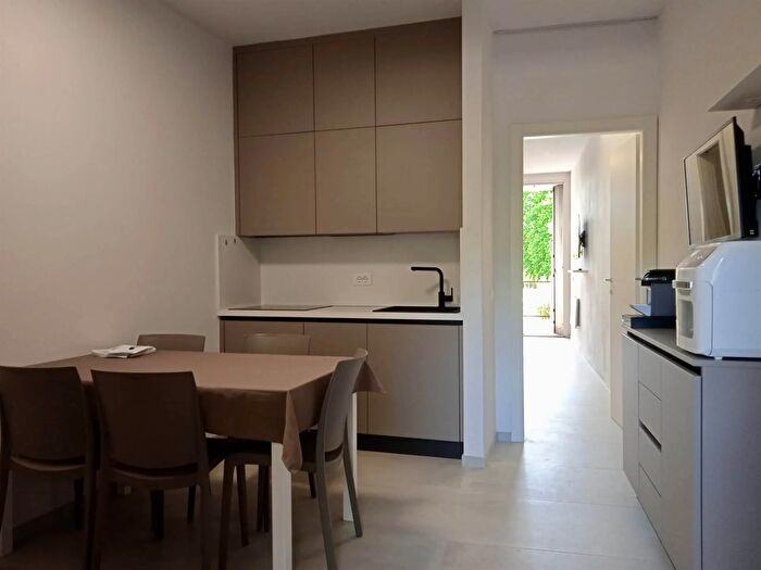 Appartamento bilocale in affitto in Desenzano del Garda, Desenzano Del Garda