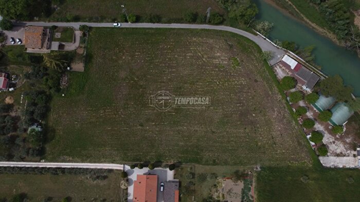 Casa monolocale in vendita in Contrada Ributino Ba, Tolentino