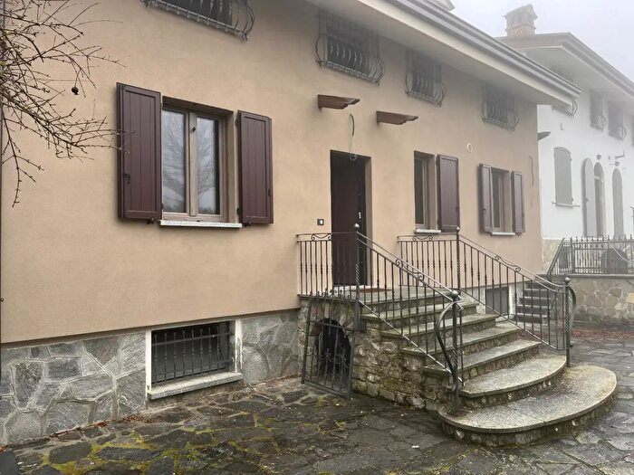 Casa quadrilocale in vendita in Località Oltremonte, Coli