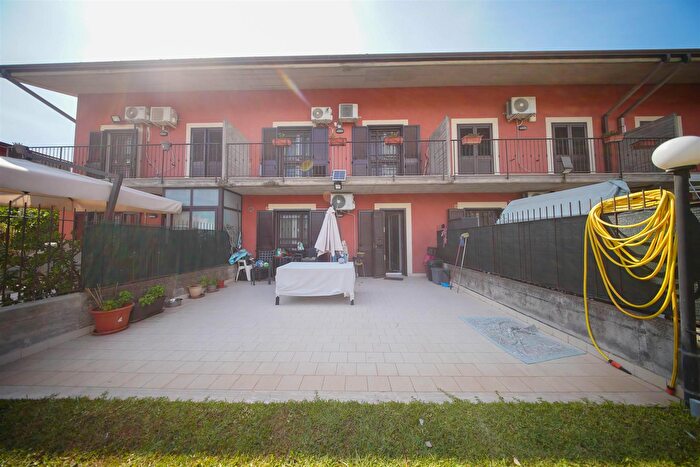 Casa con 6 locali in vendita in Via Giosue Carducci, SantAgata Li Battiati