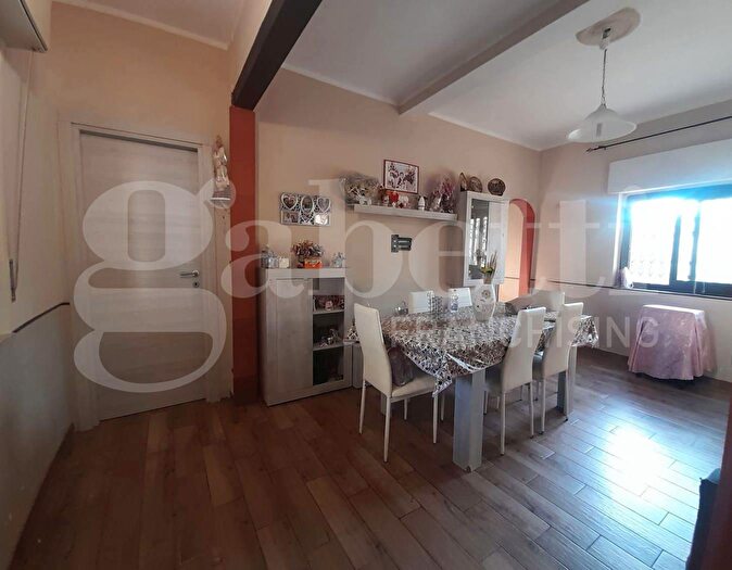 Appartamento trilocale in vendita in Siracusa