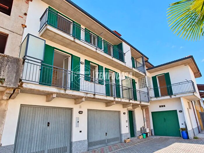 Appartamento trilocale in vendita in Cerano
