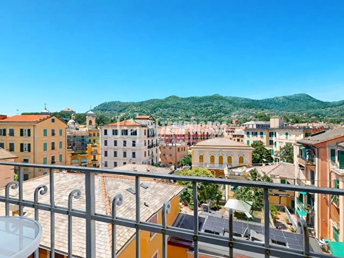 Appartamento con 5 locali in vendita in Via dell'Arco, Santa Margherita Ligure